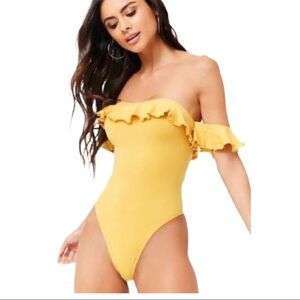 NWT FOREVER 21 Off Shoulder Bodysuit With Flutter Detail Mustard Yellow Medium